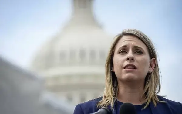 Politikus Demokrat Katie Hill Ketahuan Selingkuh