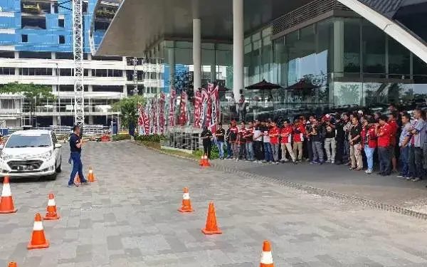 Daihatsu dan GT Radial Menebar Virus Keselamatan Berkendara ke Komunitas