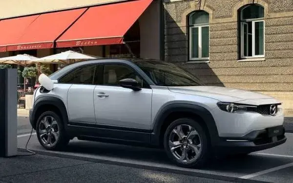 MX-30, Standar Baru Mobil Listrik Mazda