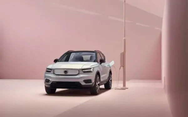 XC40 Recharge Menandai Ekspansi Volvo di Pasar Mobil Listrik