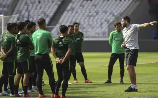 Timnas Indonesia Tiba di Dubai: Tetap Semangat Latihan Meski Cuaca Panas