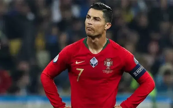 Cristiano Ronaldo Cetak Gol ke-700, Tetapi Sayang..