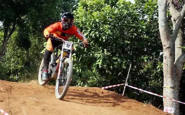 Khoiful Mukhib Berjaya di Ternadi Park