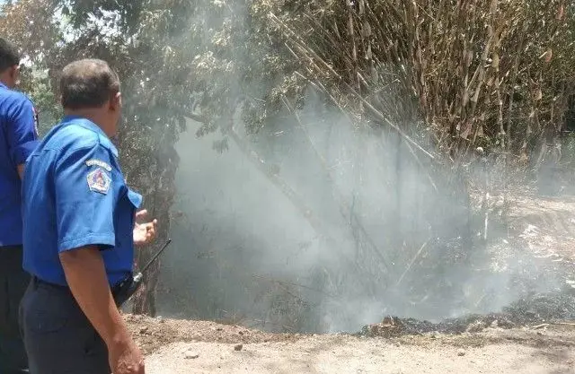 Tumpukan Sampah di Tukad Mati Terbakar, Dipicu Gas Metana