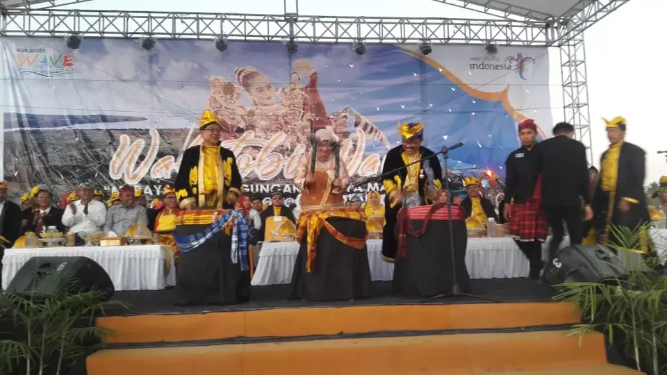 Wakatobi Wave Dibanjiri Lautan Peserta Karnaval