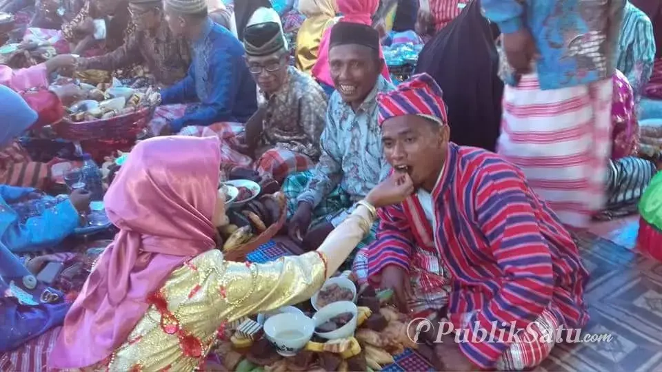 Pesta Adat Riapa Baruga Wapulaka, Ditutup Dengan Acara Posambua