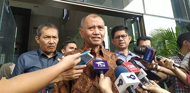 Agus, Saut, Dan Laode Ajukan Uji Formil UU KPK Ke MK