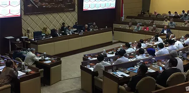 Berkaca Kematian Ratusan KPPS, PKS Minta Tito Karnavian Evaluasi Pilkada