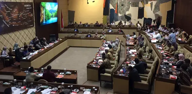 Johan Budi: Sehat Ada Keterangan, Kalau Setia Pada Pancasila Apa Ukurannya?
