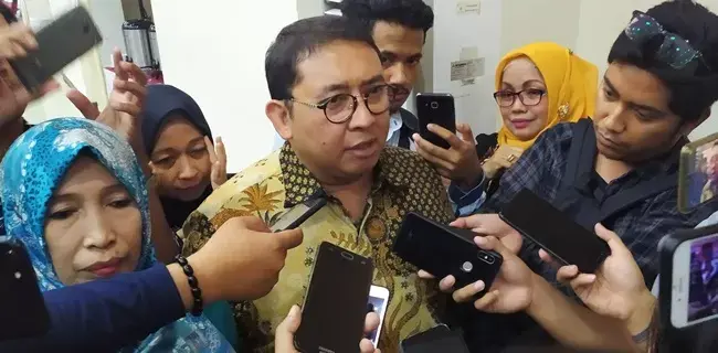 Kalau Pemerintah Serius, Kenapa Upaya Guru Honorer Jadi PNS Dipersulit?
