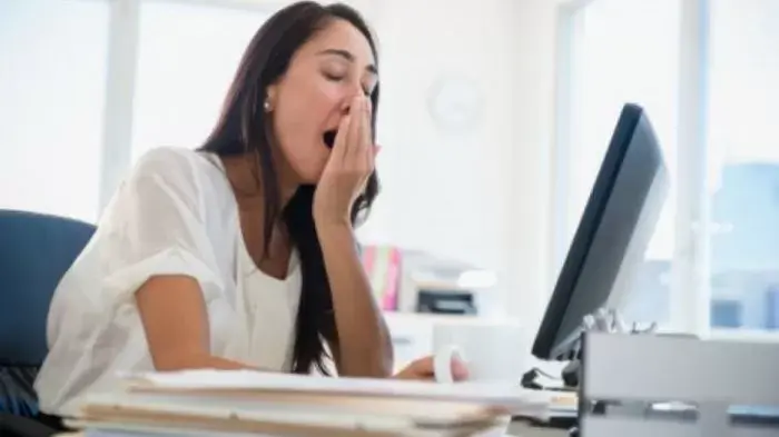 Sering Mengantuk? Waspadai Gangguan Tidur Hipersomnia