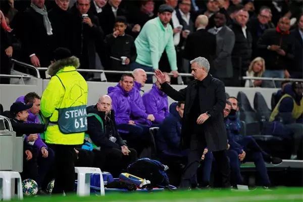 Jose Mourinho Membuat Anak Gawang Tottenham Hotspur Bahagia