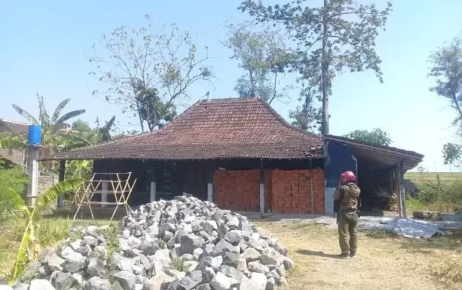 Terduga Teroris Ditangkap di Jalan, Pulang Masjid Bareng Anaknya TK