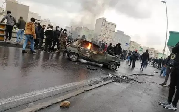 100 Orang Tewas, Rezim Iran Rayakan Kemenangan Atas Demonstran