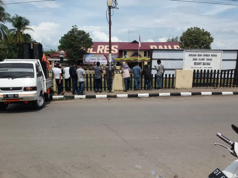 SMAN 1 Baubau Diduga Lakukan Pungli