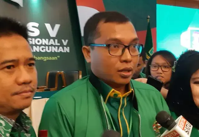Owi: Nabi Saja ada yang Palsu, Apalagi Ketum Partai
