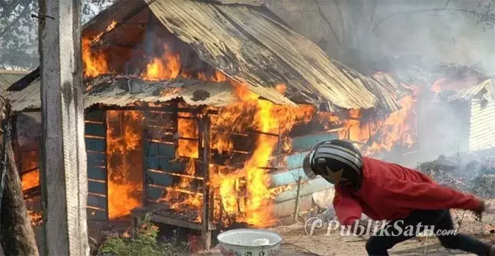 Empat Rumah di Baubau Hangus Terbakar