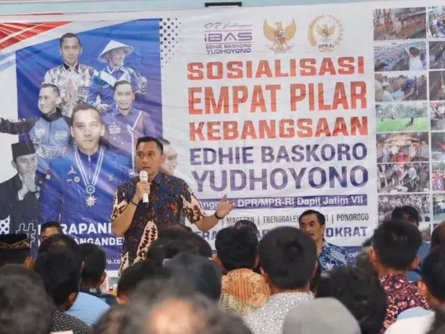 Sambangi Masyarakat Badar, Ibas Paparkan Empat Pliar