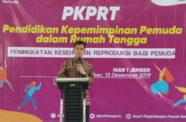 Setelah di Kampus, Kemenpora Gelar Literasi Pranikah di Sekolah
