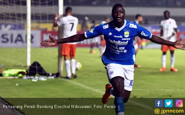 Persib Bandung Pertahankan King Eze