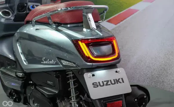 Suzuki Resmi Rilis Skuter 125, Desainnya Mirip Vespa