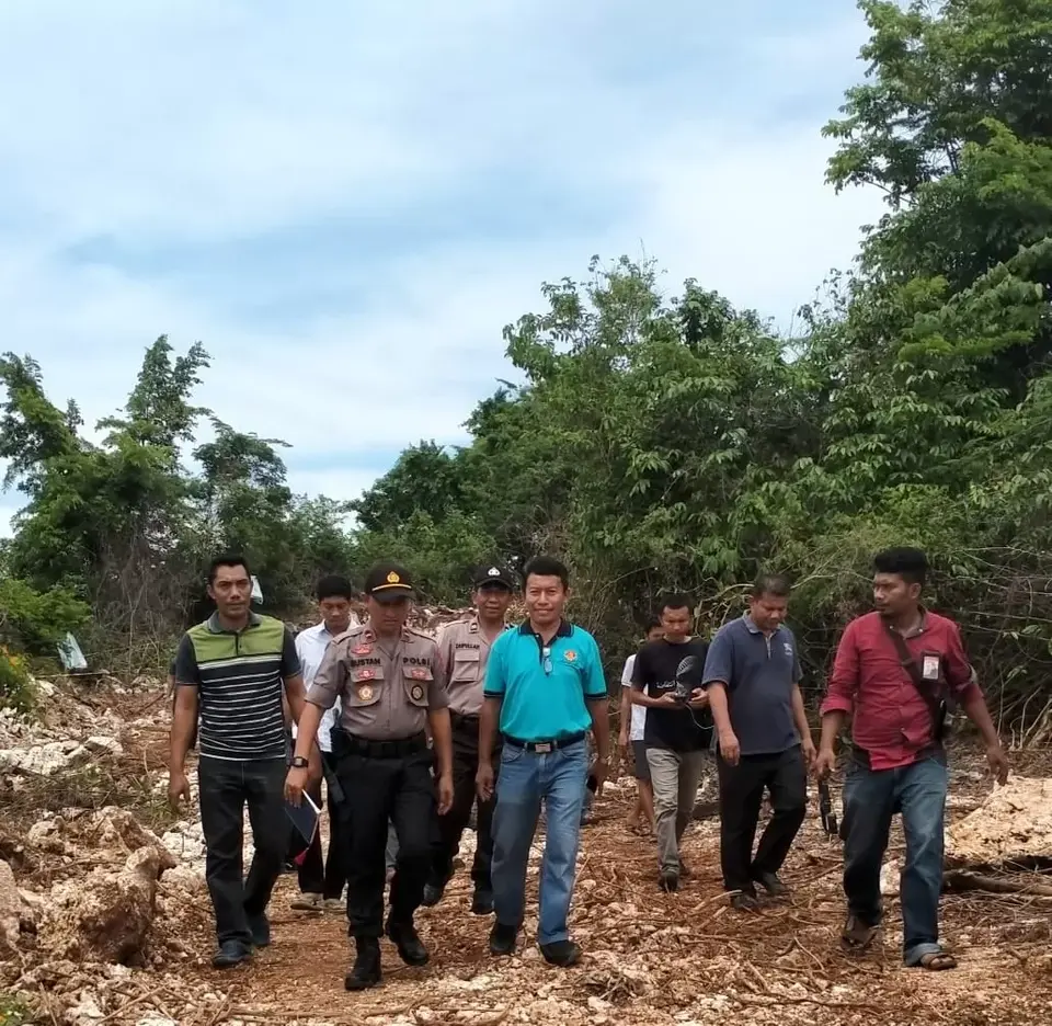 PLN Baubau Geser Lokasi Tower 35 Meter