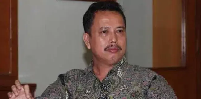 PDIP Harus Contohkan Taat Hukum Meski Berstatus Partai Penguasa