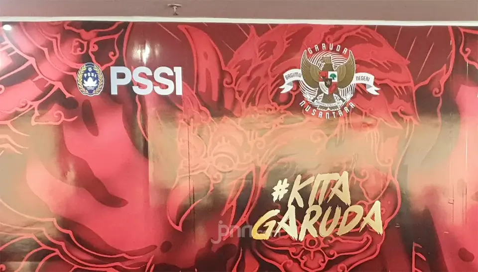 FIFA Beri Sanksi PSSI Gara-Gara Sikap Suporter Bola di Indonesia