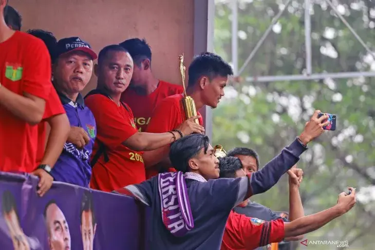 Francis Wewengkang Resmi Jadi Asisten Widodo C Putro di Persita