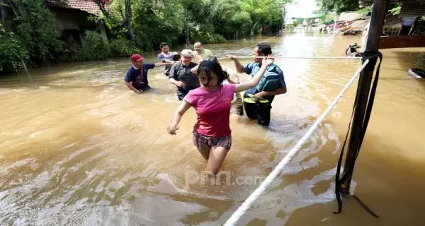 Ini 6 Alasan Anda Harus Periksa Kesehatan Pascabanjir