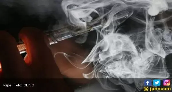 Menghirup Uap Vape pada Perokok Pasif, Bahayakah?