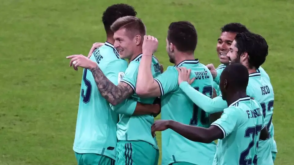 Valencia 1-3 Real Madrid: Toni Kroos Cetak Gol Langsung dari Tendangan Sudut