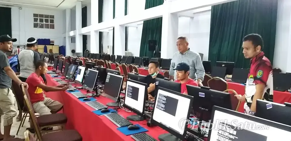 Pemkot Baubau Uji Coba 220 Komputer Tes SKD