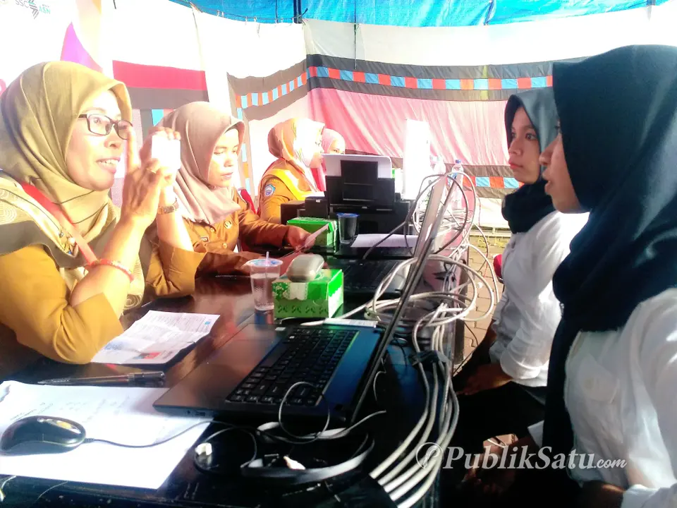 Hari Pertama Tes SKD CPNS Busel, 89 Orang Lulus Passing Grade