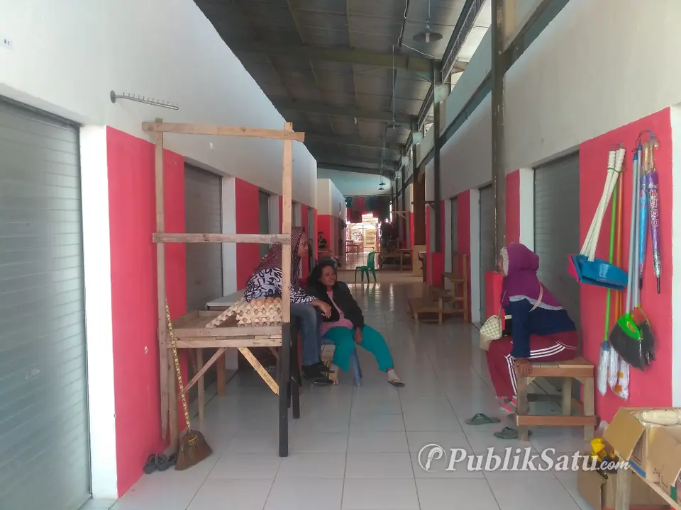 Pasar Bandar Batauga Sepi, Pendapatan Pedagang Minim