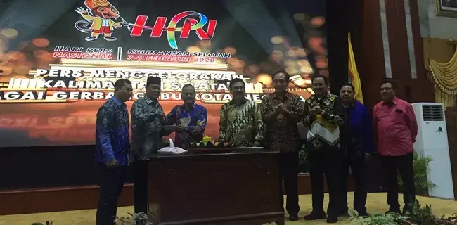 Terima Penghargaan, Gubernur Kalsel Akhiri Pidato Dengan Pantun