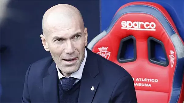 Zidane Beri Hadiah Tak Terduga Buat Real Madrid