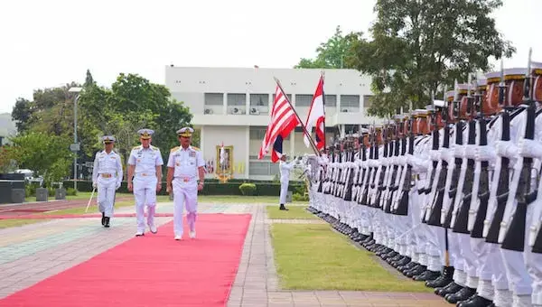 Kasal Melaksanakan Kunjungan Kehormatan ke Thailand