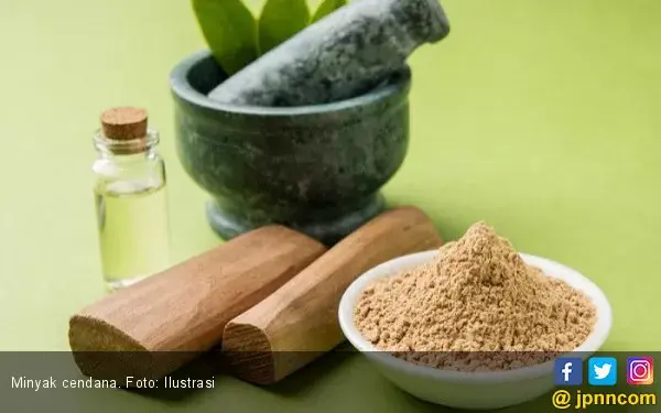 3 Minyak Alami ini Ampuh Atasi Masalah Wajah Kusam