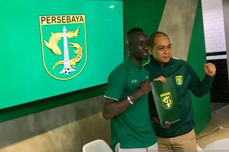 Makan Konate dan David Da Silva Jalani Latihan Perdana Bersama Tim