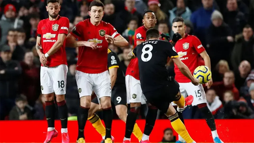 Bruno Fernandes Debut, Manchester United Turun Satu Peringkat