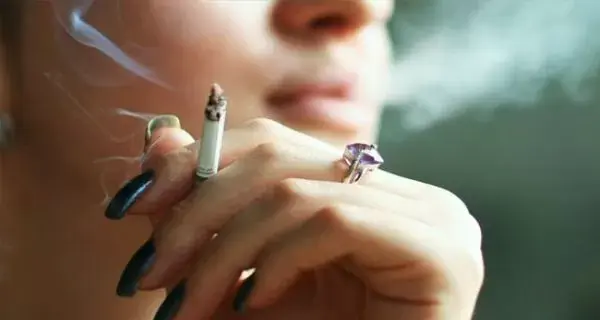 Mana Lebih Bahaya, Asap Kendaraan atau Asap Rokok?
