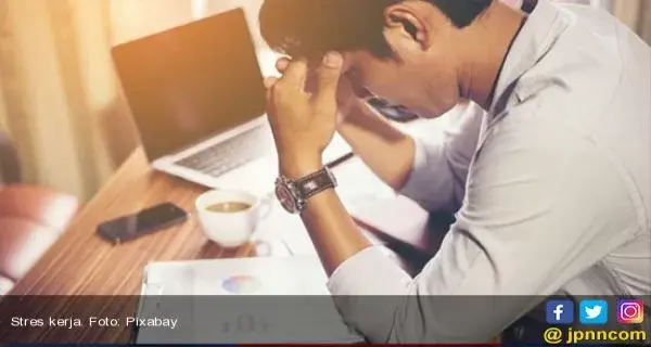 Waspada, Kerja tak Kenal Waktu Bisa Sebabkan Hal ini