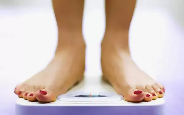 Hal ini Membuat Anda Jadi Makan Berlebihan
