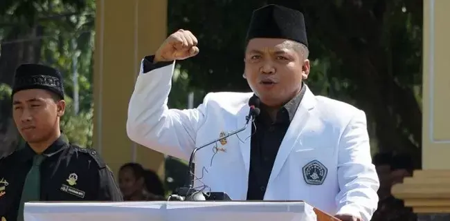DPR Desak Pemerintah Karantina Ulang TKA China Yang Baru Masuk Kendari