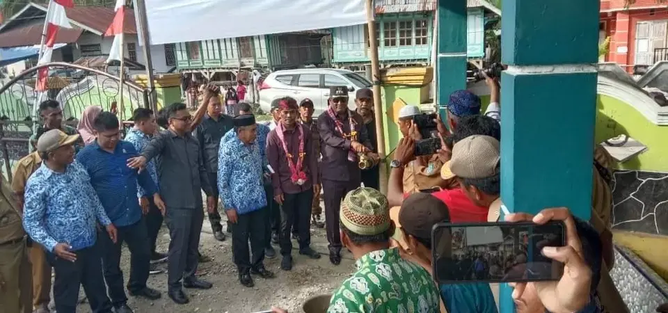 Bupati Buteng Alirkan Air Bersih ke Desa Waara