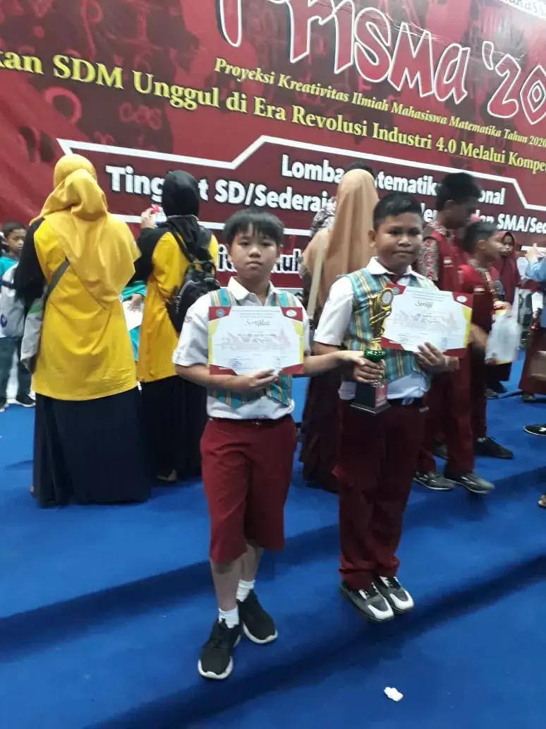 Raih Juara VIII, Kepala SDN 3 Baubau Tetap Bangga