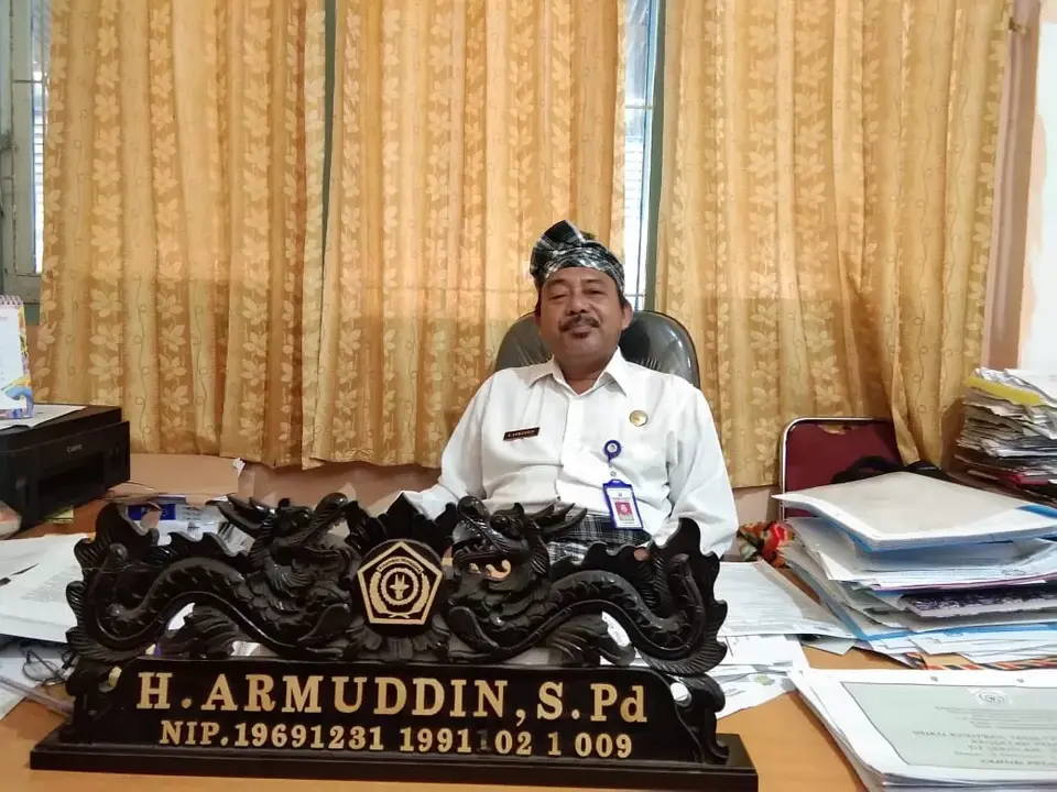 SMAN 1 Pasarwajo Siapkan Diri Hadapi Ujian Nasional