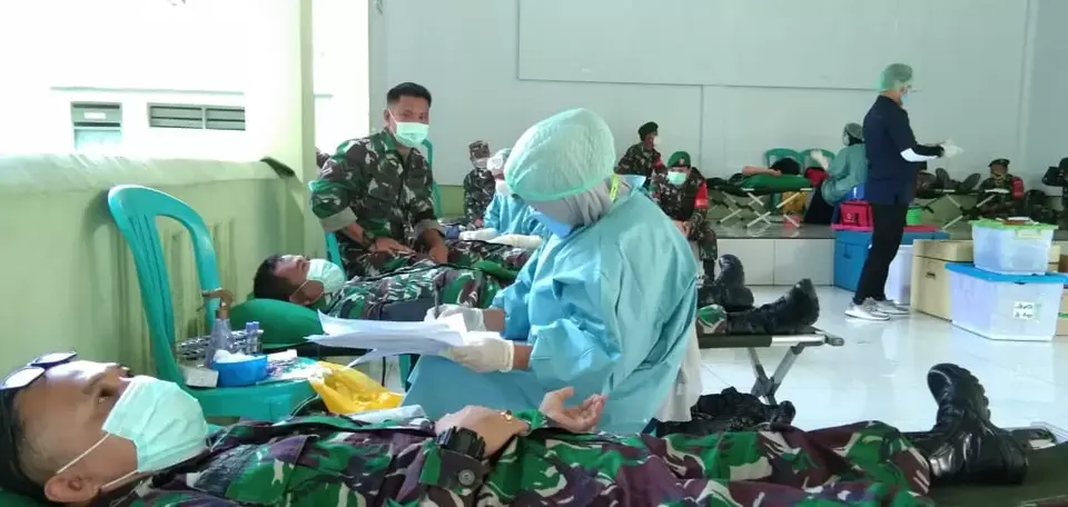 Peduli Krisis Stock Darah PMI, 300 Prajurit Kodim Kendari Donor Darah