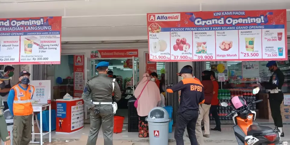 Tim Gustas Covid Kolaka Sidak Sejumlah Tempat Perbelanjaan